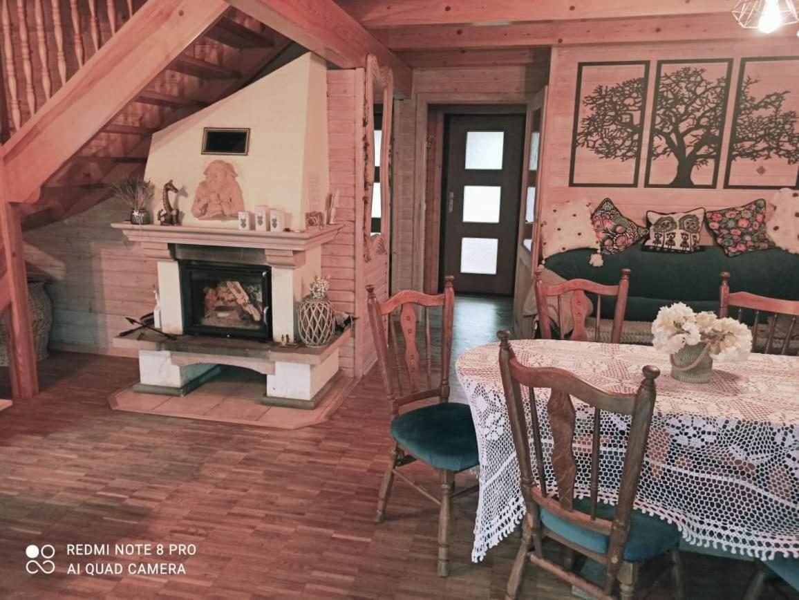Smyrkowy Dom Z Kominkiem Z Goraca Balia Kolo Karpacza Janowice Wielkie Esterno foto